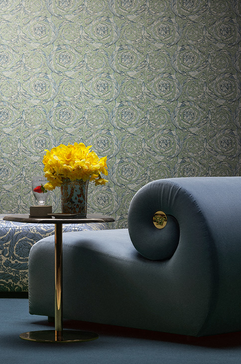 Versace Barocco wallpaper with vines on light green