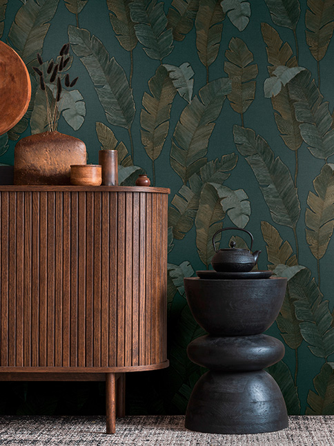 Green jungle wallpaper with large palm leaves