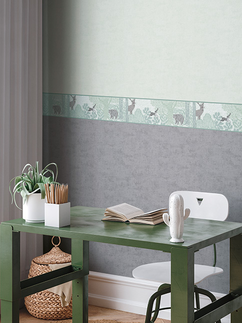 Chambre d'enfant avec papier peint et bordure gris vert