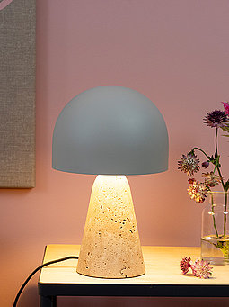 Raumbild Tischlampe grau